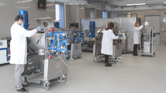 mixing tests, replicate industrial processes