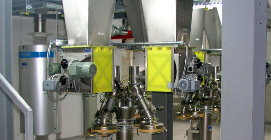 Micro-Batch Feeders with Agitator MBF - 1