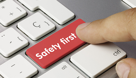 Високий рівень безпеки завдяки конвеєрному транспортуванню потоку та зниженому рівню викидів